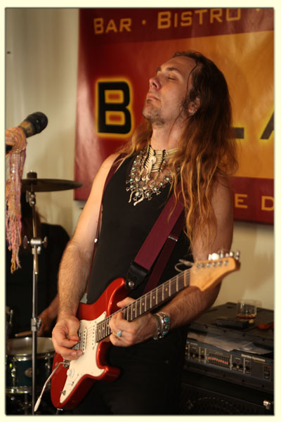 Ulrich Ellison & Tribe